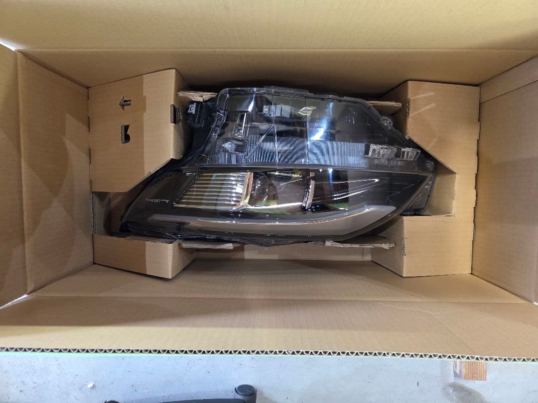 日産 ルークスハイウェイスター 左側ヘットライト