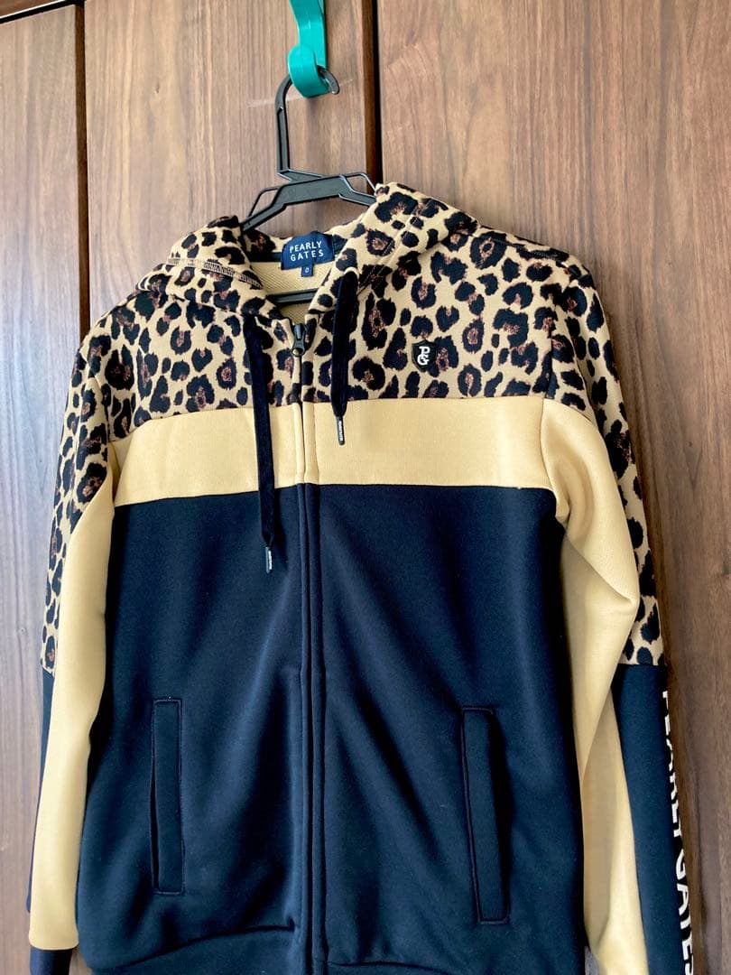 お値下げ　美品　PEARLY GATES ハ　レディース　フルジップフーディ