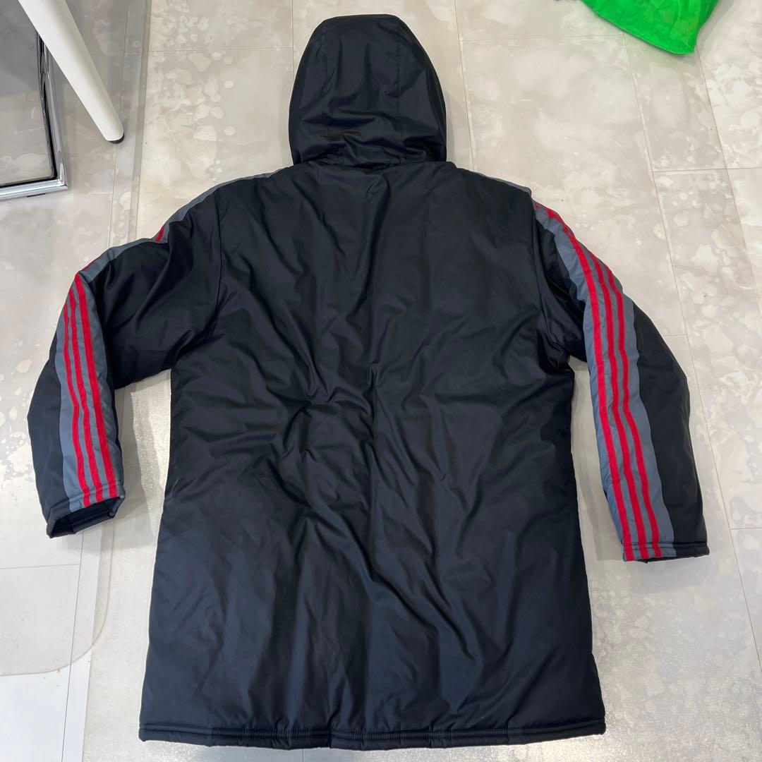 adidas アディダス　ベンチコート 黒/赤 フード付き　サイズL