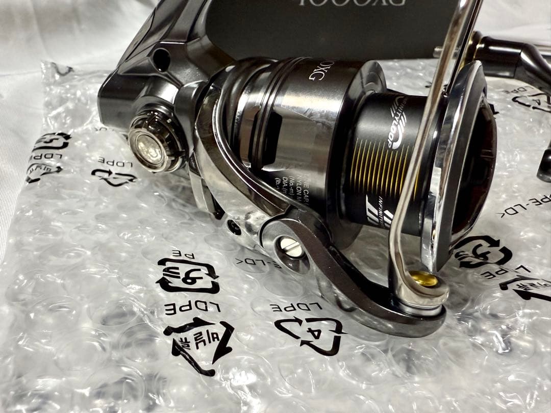 SHIMANO 24 ツインパワー 4000XG 新品・未使用