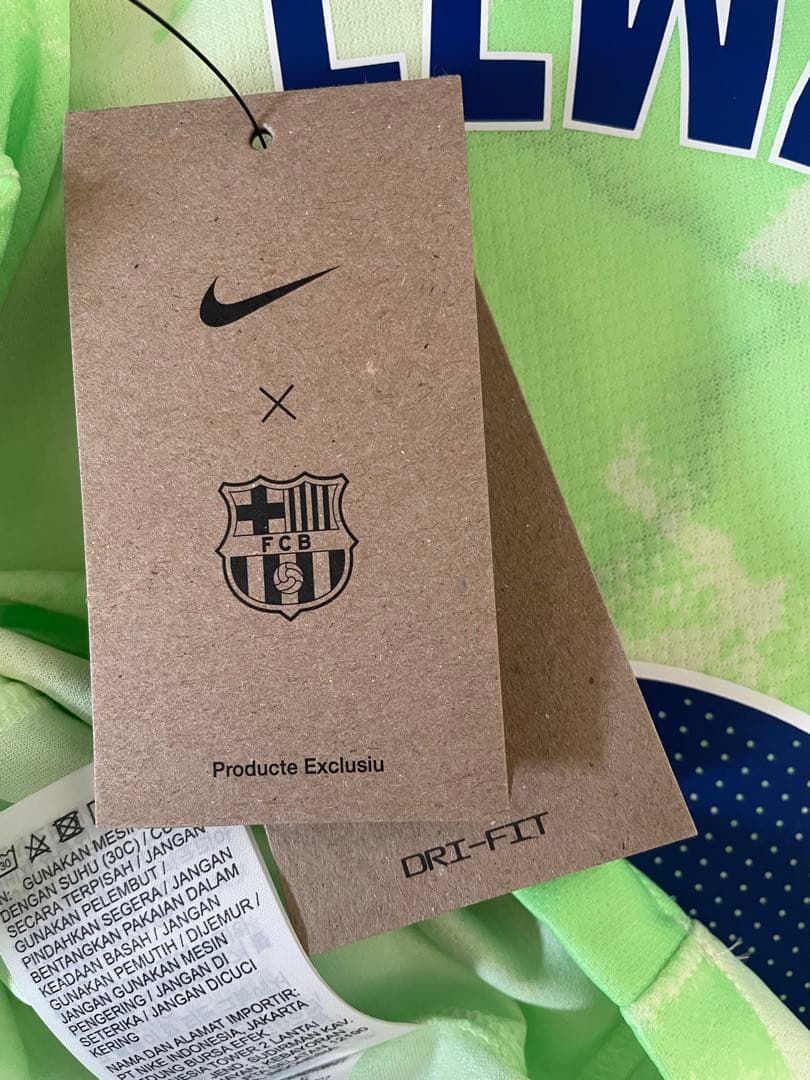 【新品未使用】バルセロナ サード #9 レヴァンドフスキ サッカー ユニフォーム