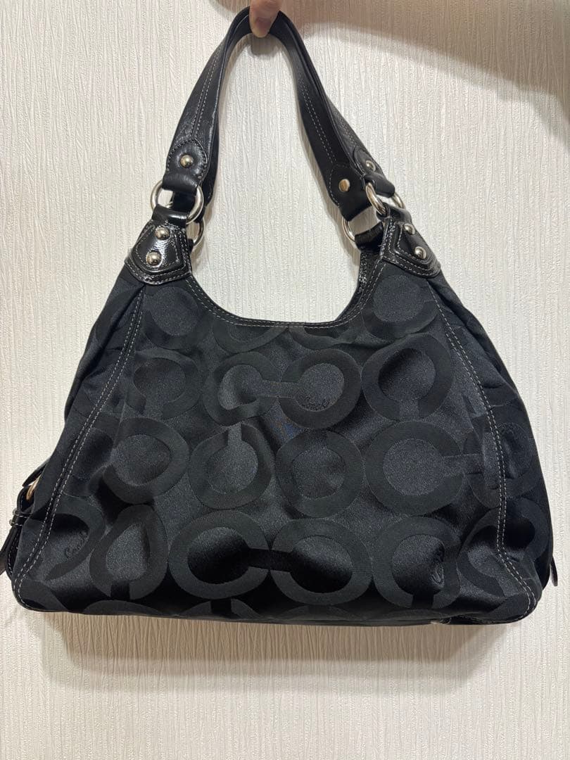 コーチ ブラック バッグ 円形模様