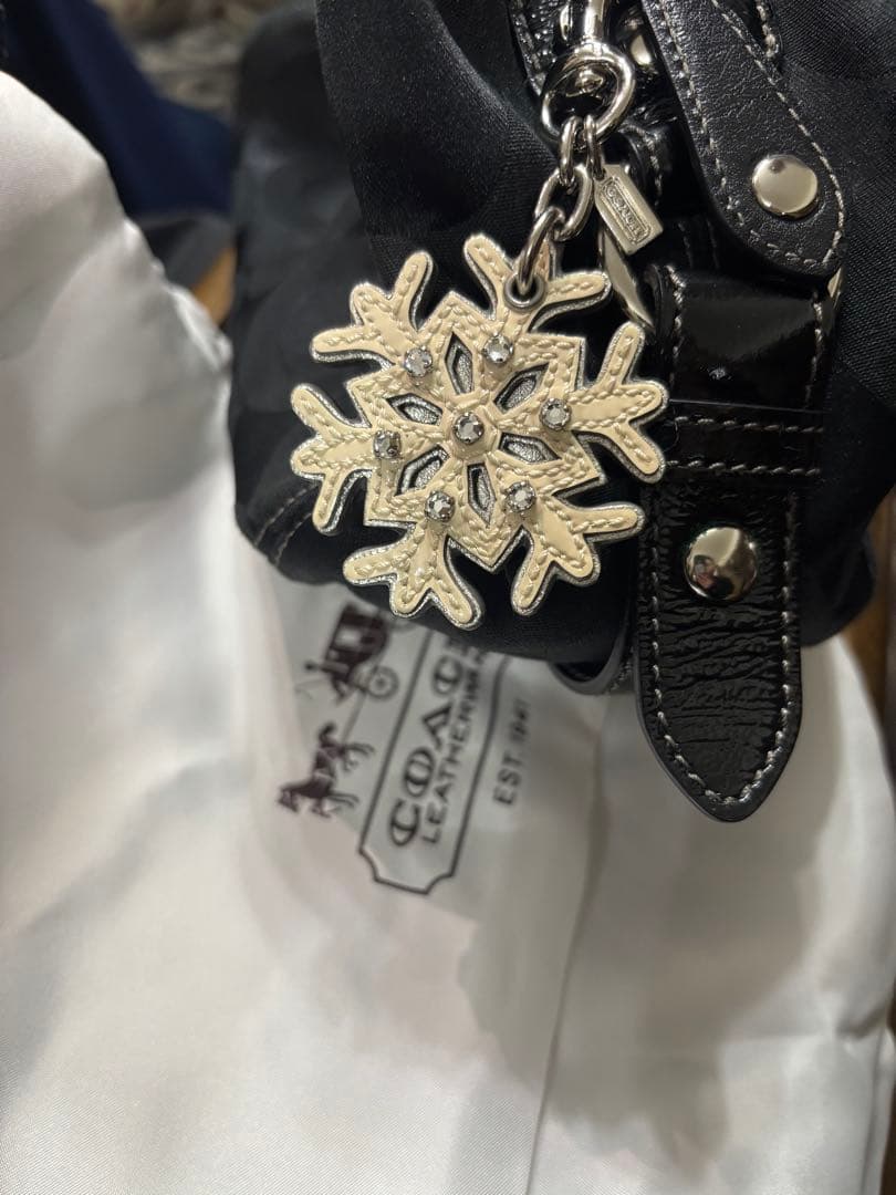 コーチ ブラック バッグ 円形模様