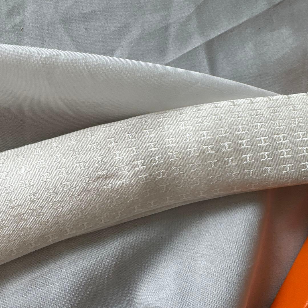 エルメス ホワイト 白　ネクタイ 冠婚葬祭