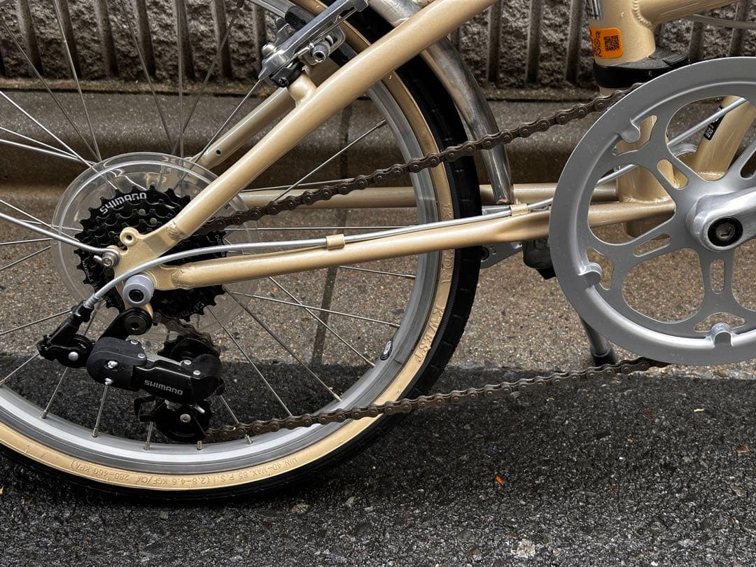 DAHON BOARDWALK D7 シルキーベージュ