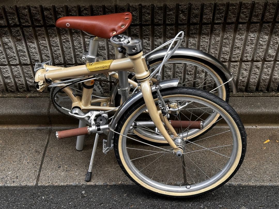 DAHON BOARDWALK D7 シルキーベージュ