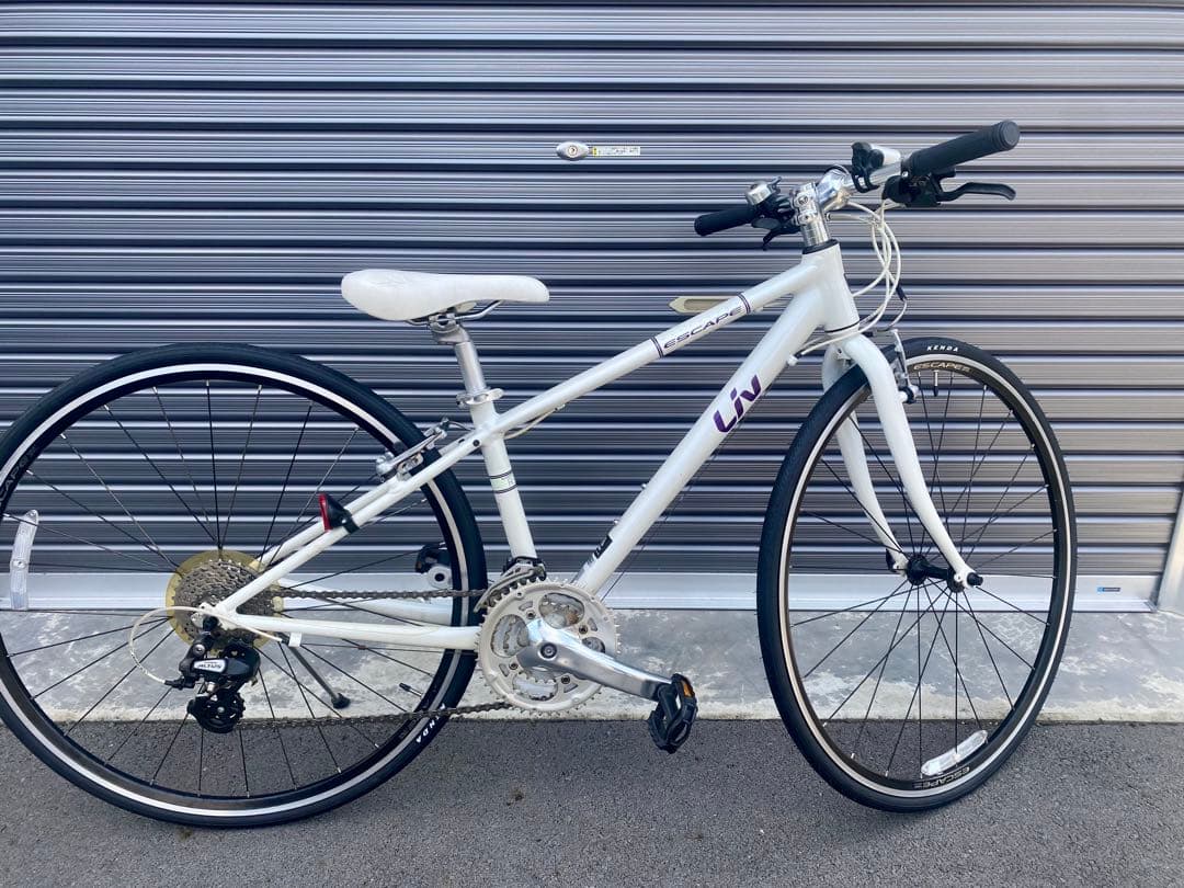 Livエスケープ クロスバイク ジャイアントR3W XXS 富士市周辺　ホワイト