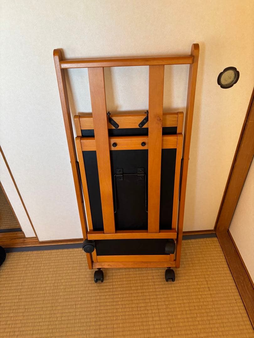 イタリア　木製　折り畳み　キッチンワゴン 黒色天板　ホッパペドレッティ