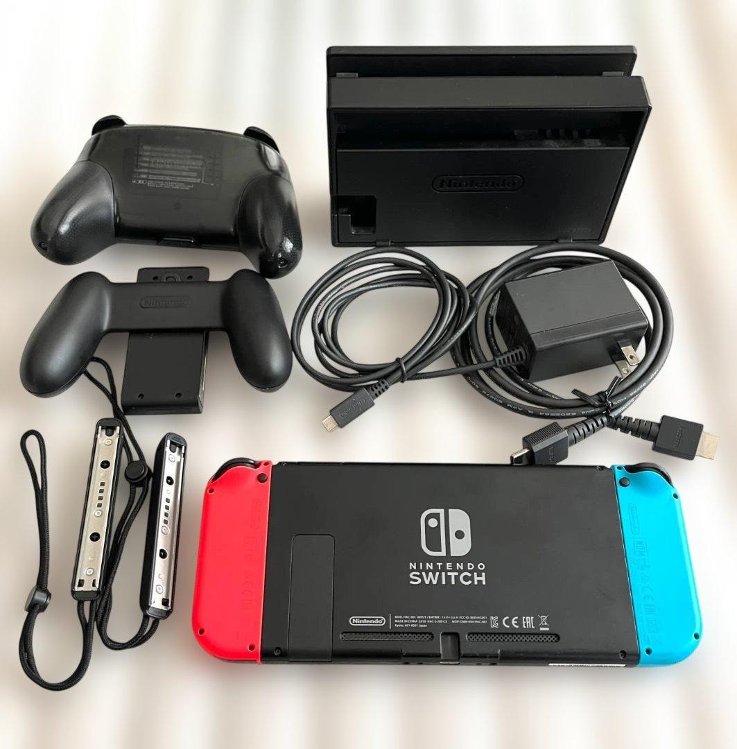 Nintendo Switch (一式) ＋ 純正プロコン