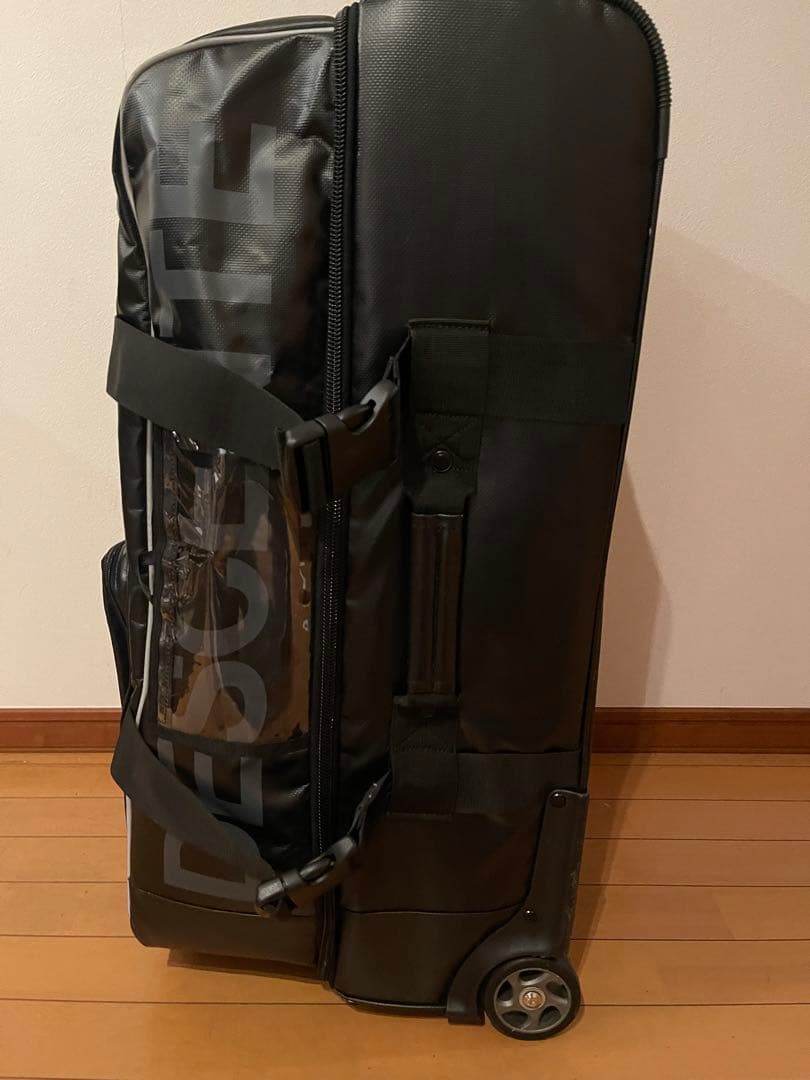 デサント スキー用キャリーバッグ（ブラック）ホイール付き【ほぼ新品・2回使用】