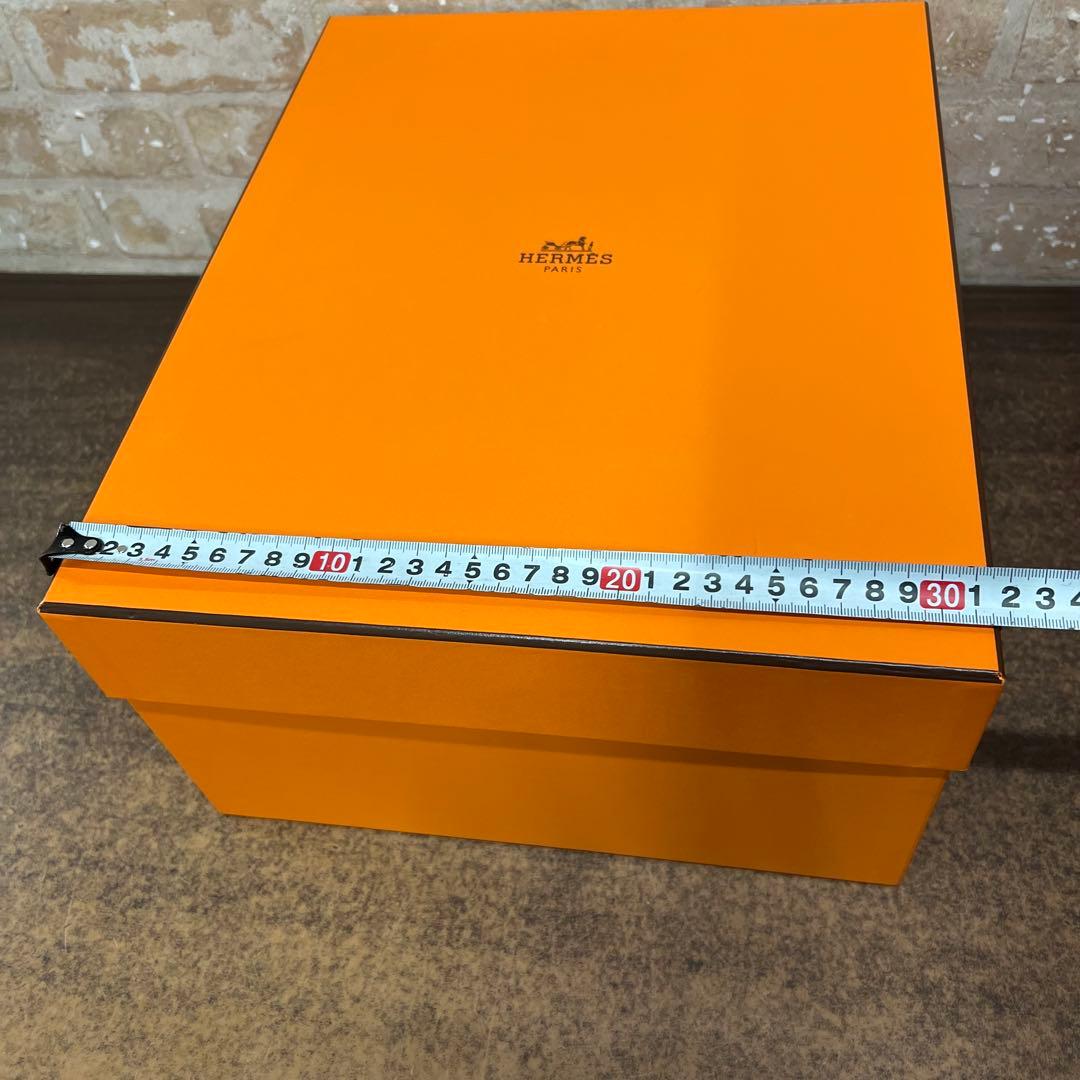 プ*読様 E4【used】HERMES 空箱　特大　リボン　ボックス　ピコタン？