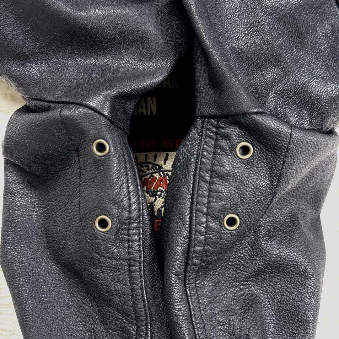 アヴィレックス　レザージャケット　パーカー　ワッペン刺繍　ダブルジップ　山羊　黒