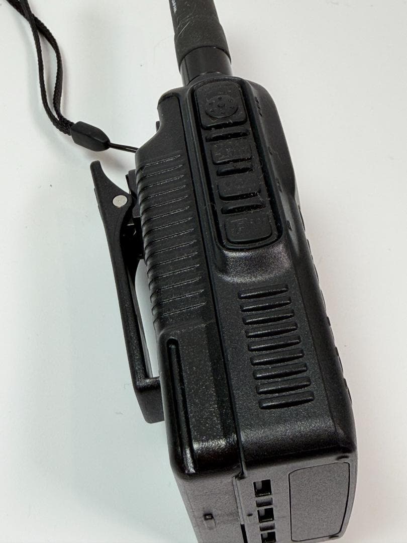 STANDARD VX-8G　144/430 MHz帯　GPS内蔵