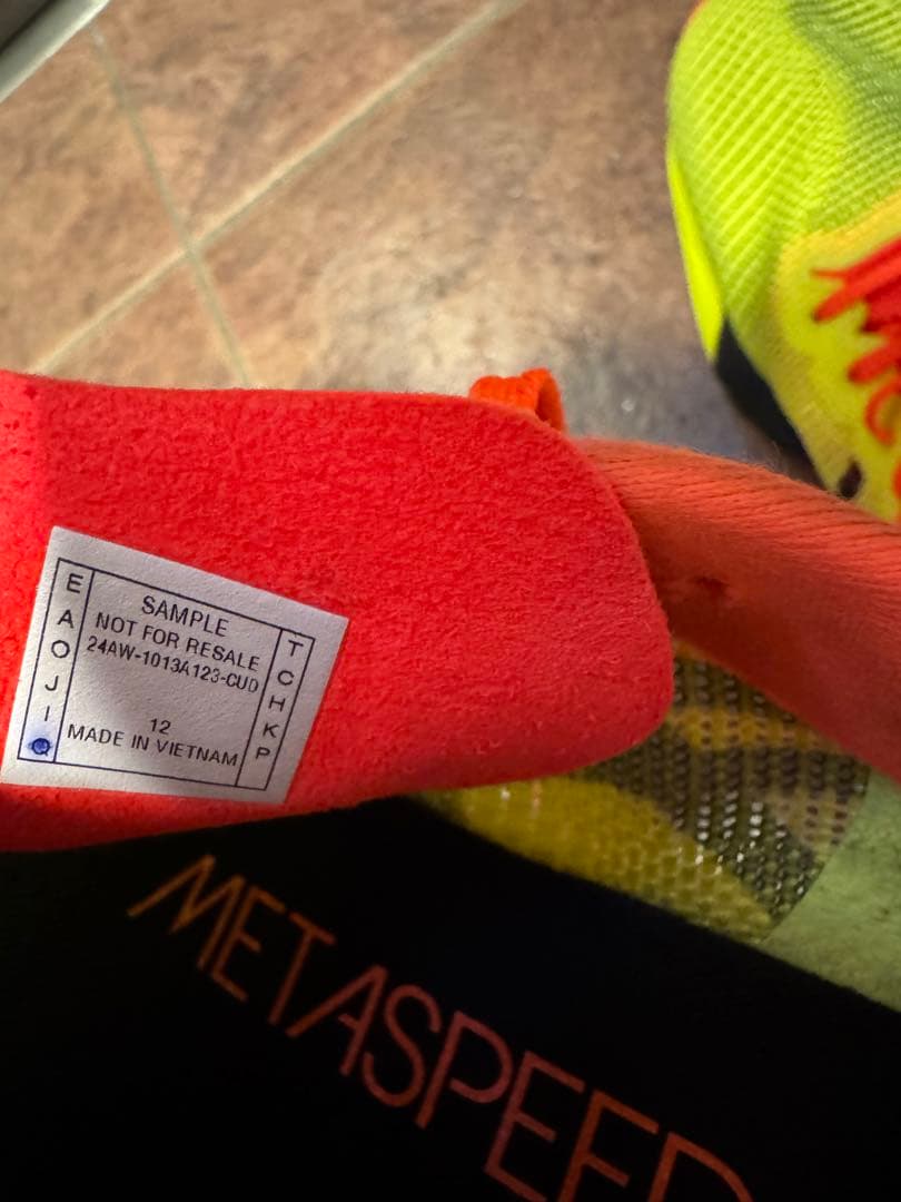 asics メタスピードスカイパリ ☆期間限定セール☆