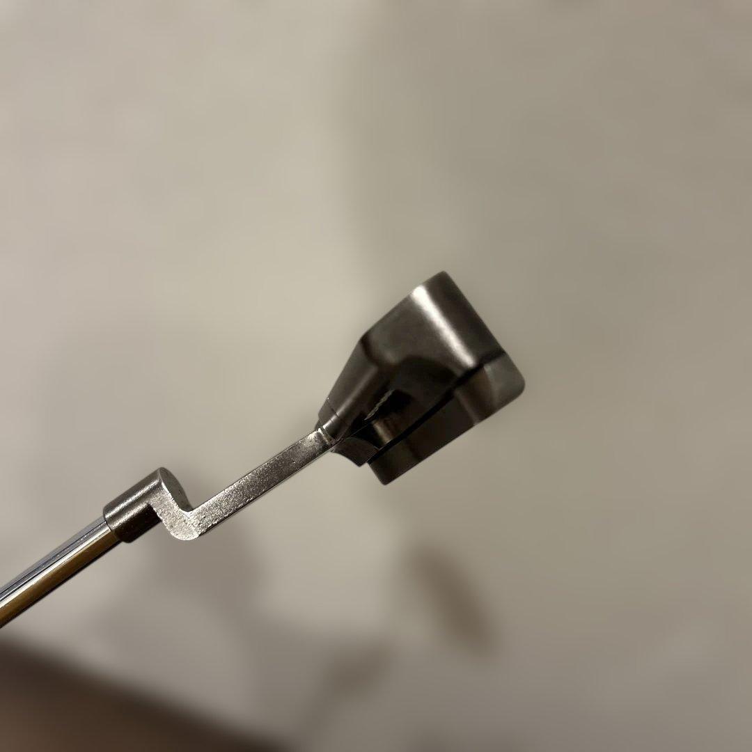 オデッセイ Tri HOT 3 ix パター 33インチ