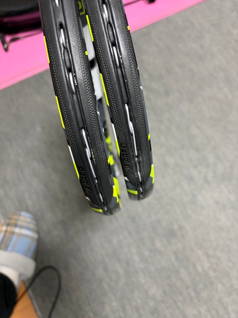 バボラ　ピュアアエロ　100 グリップ3 2本セット