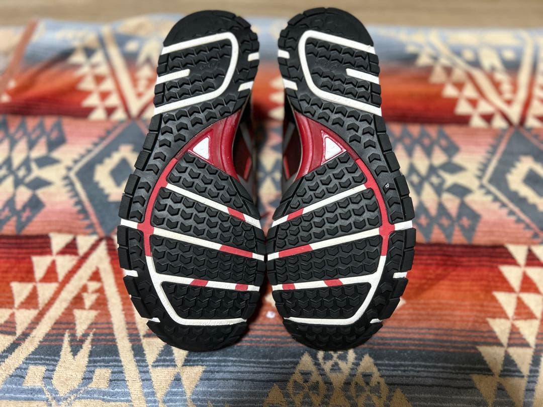 asics アシックス　スノーターサー　28.0