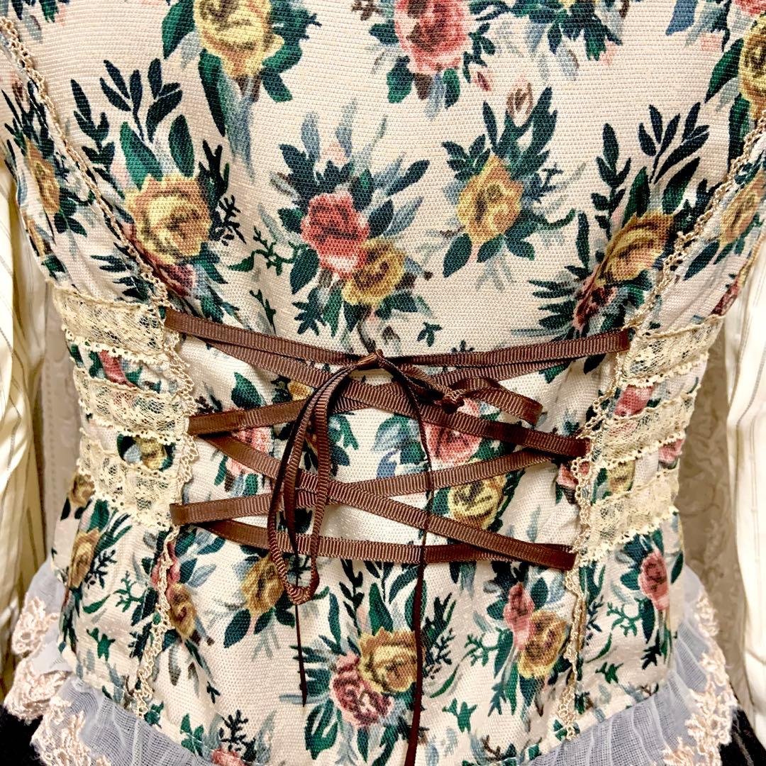 axes femme ゴブラン織風花柄ベスト　クラロリ　Y2K 森ガール　薔薇