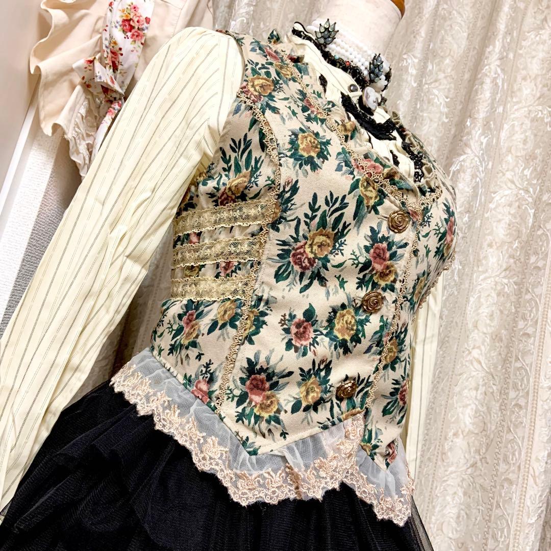 axes femme ゴブラン織風花柄ベスト　クラロリ　Y2K 森ガール　薔薇