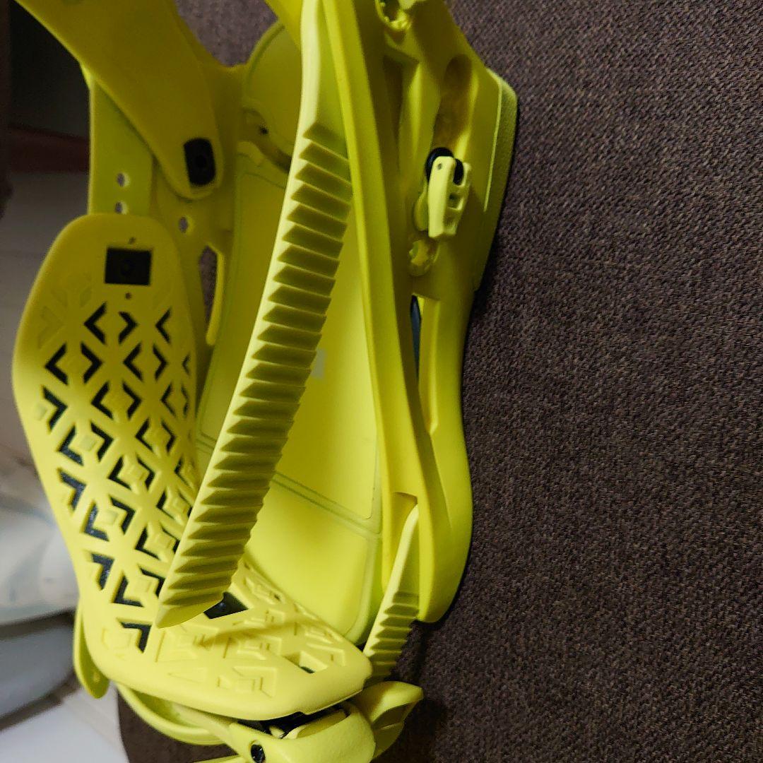 FLUX DS スノーボードビンディング　Mサイズ 25-26