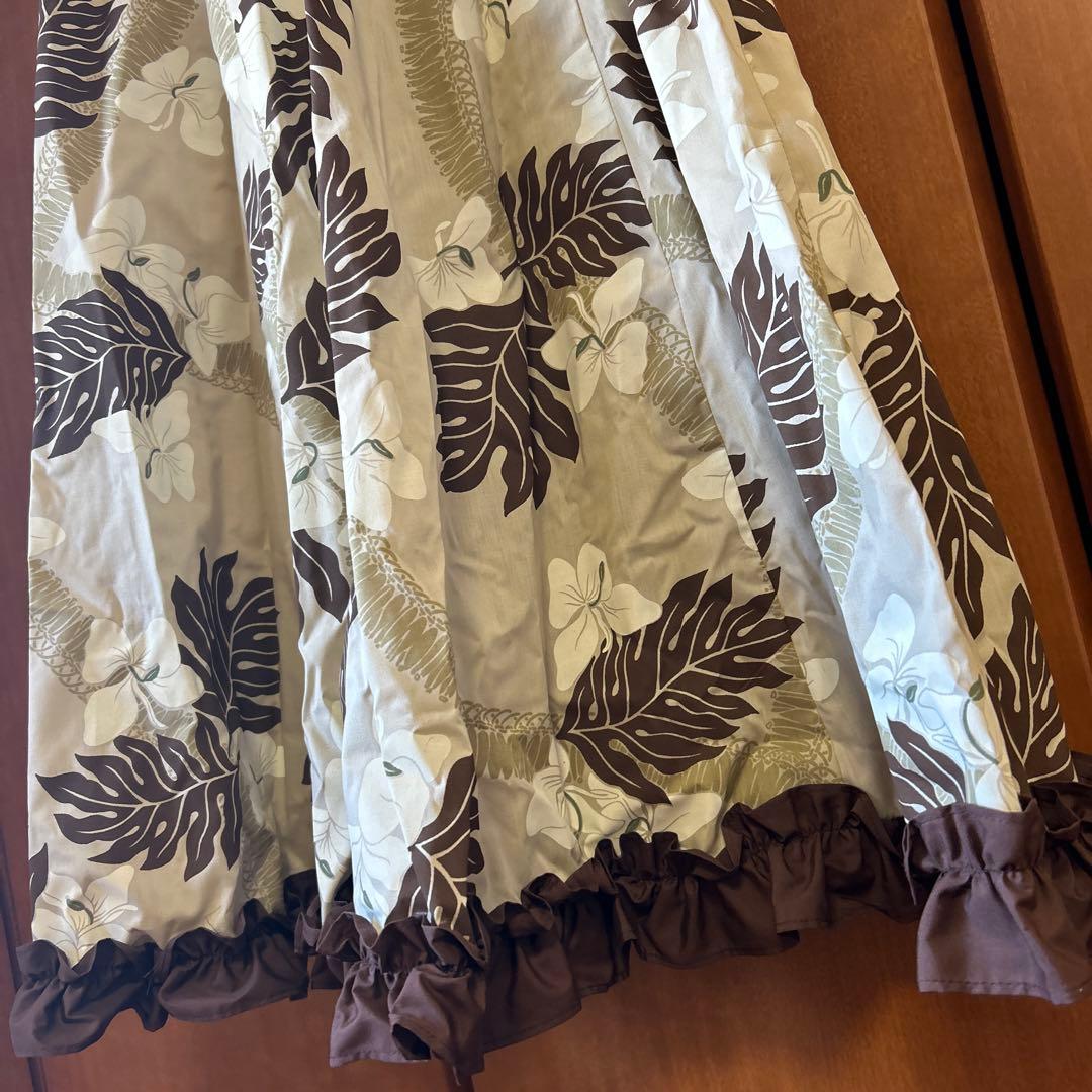 【Fancy Dress】フラダンス用ドレス アイボリーとブラウンハイビスカス柄