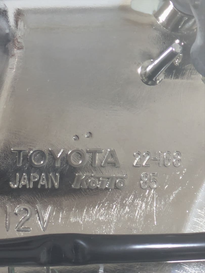 ♦稀少TOYOTA/マークII純正右コーナーランプGX70/GX71未使用品