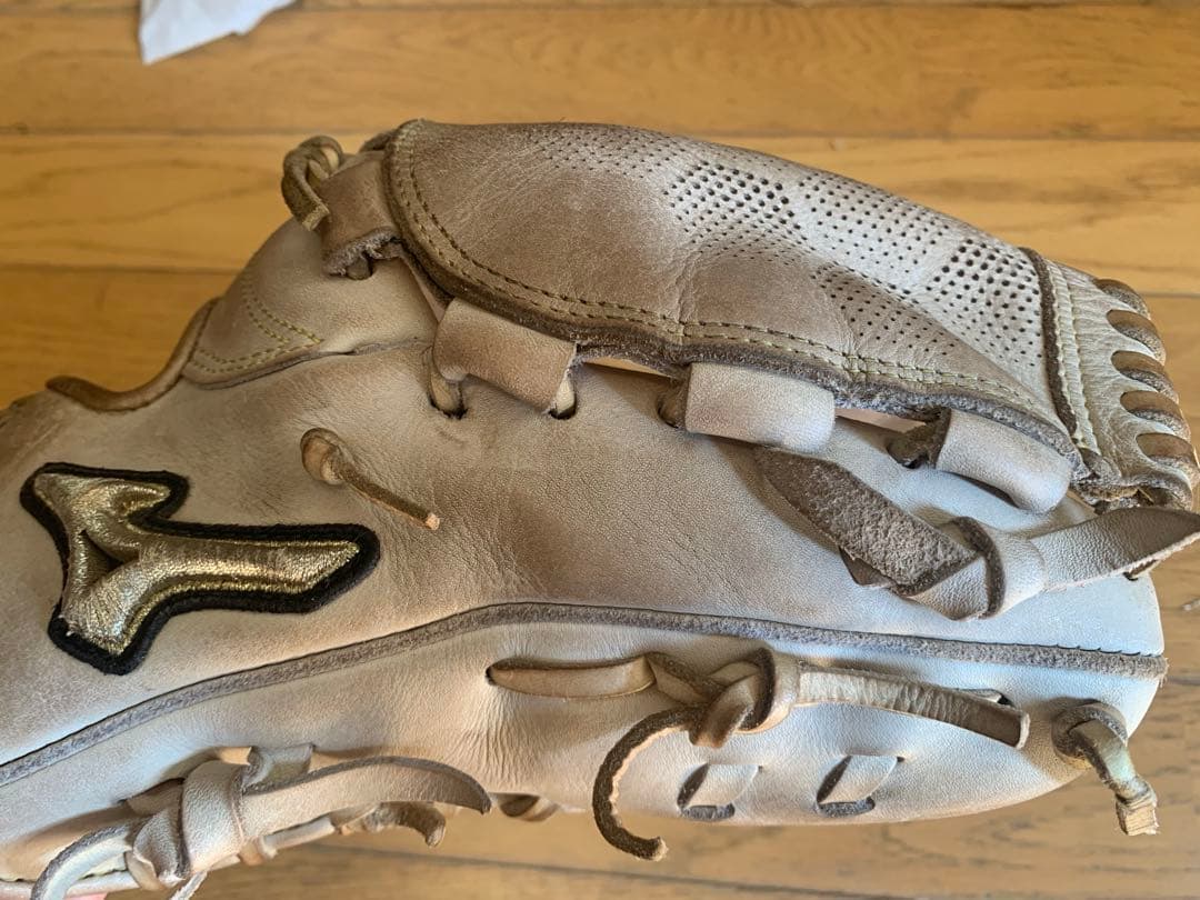 ミズノ　グローバルエリート　硬式　投手用　グローブ