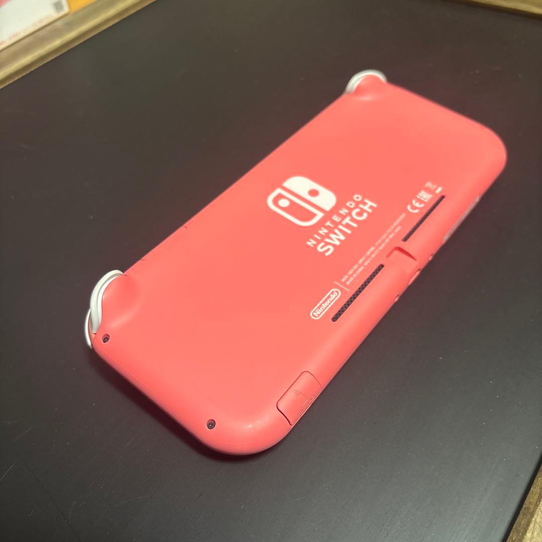 Nintendo Switch Lite 本体　コーラルピンク