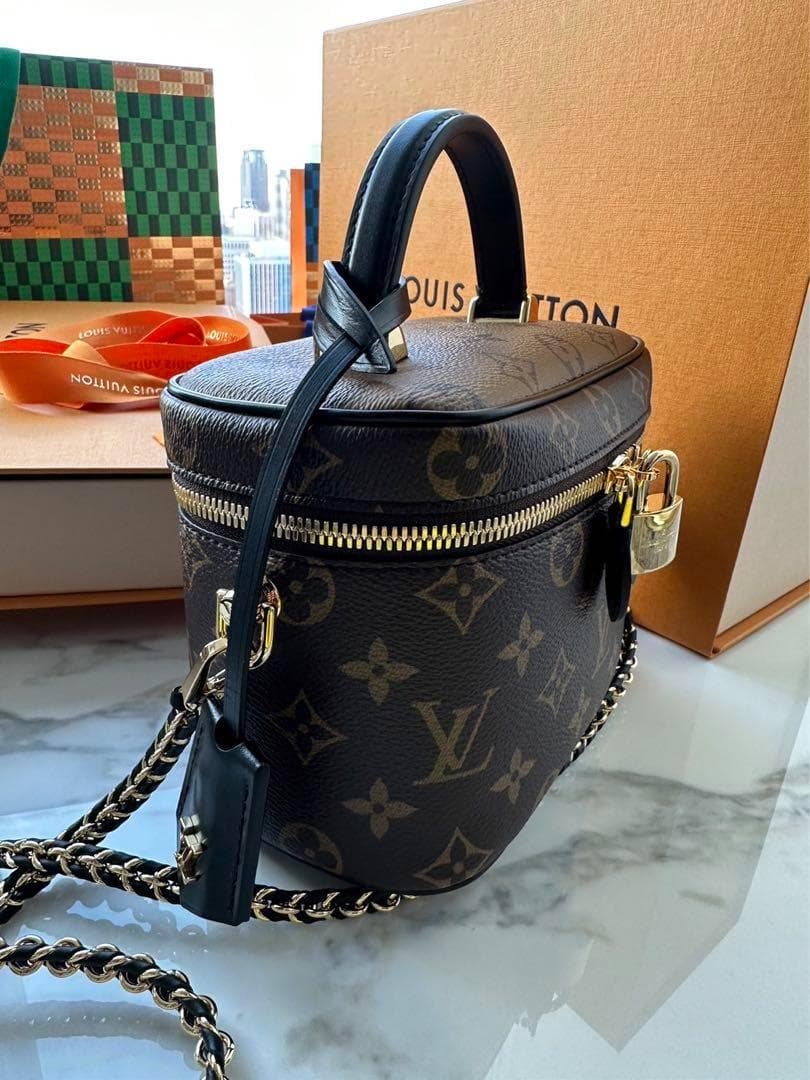 ルイヴィトン　M45165 ヴァニティ NV PM