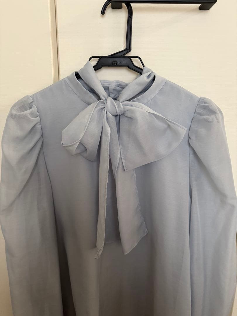 CELFORDセルフォード　ボウタイ付きシアーブラウス　サックス　38
