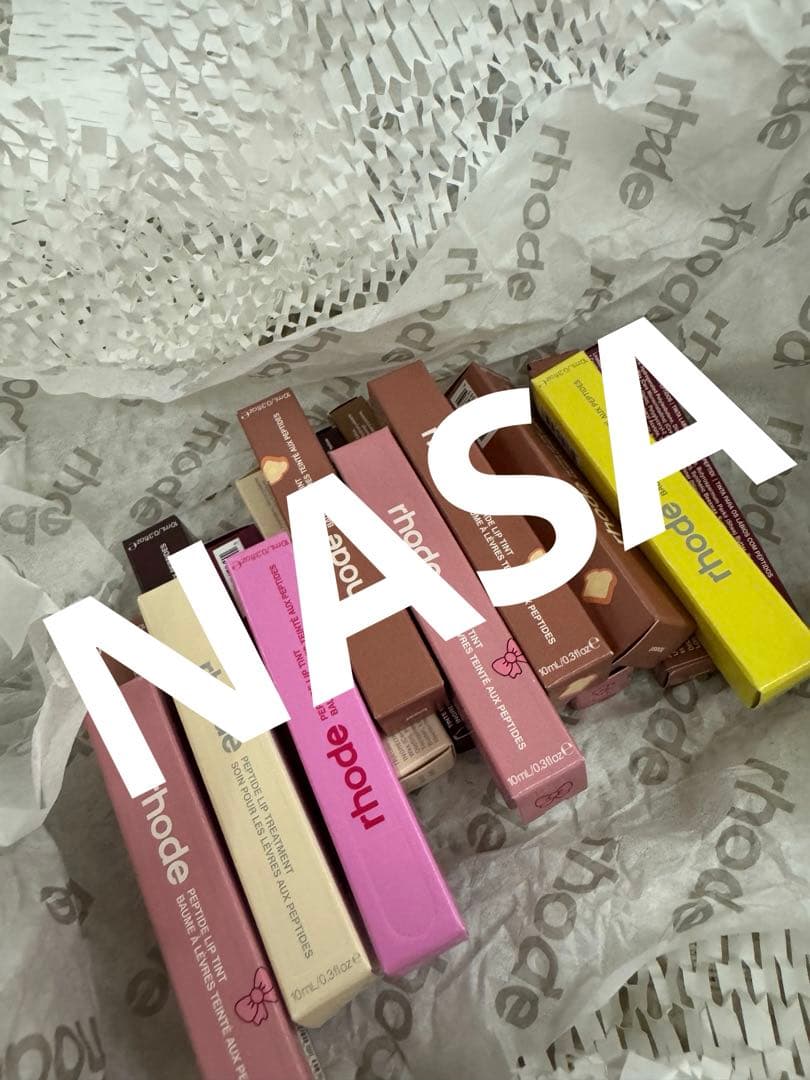 リップグロス castle  peptide lip tint/pocket blush