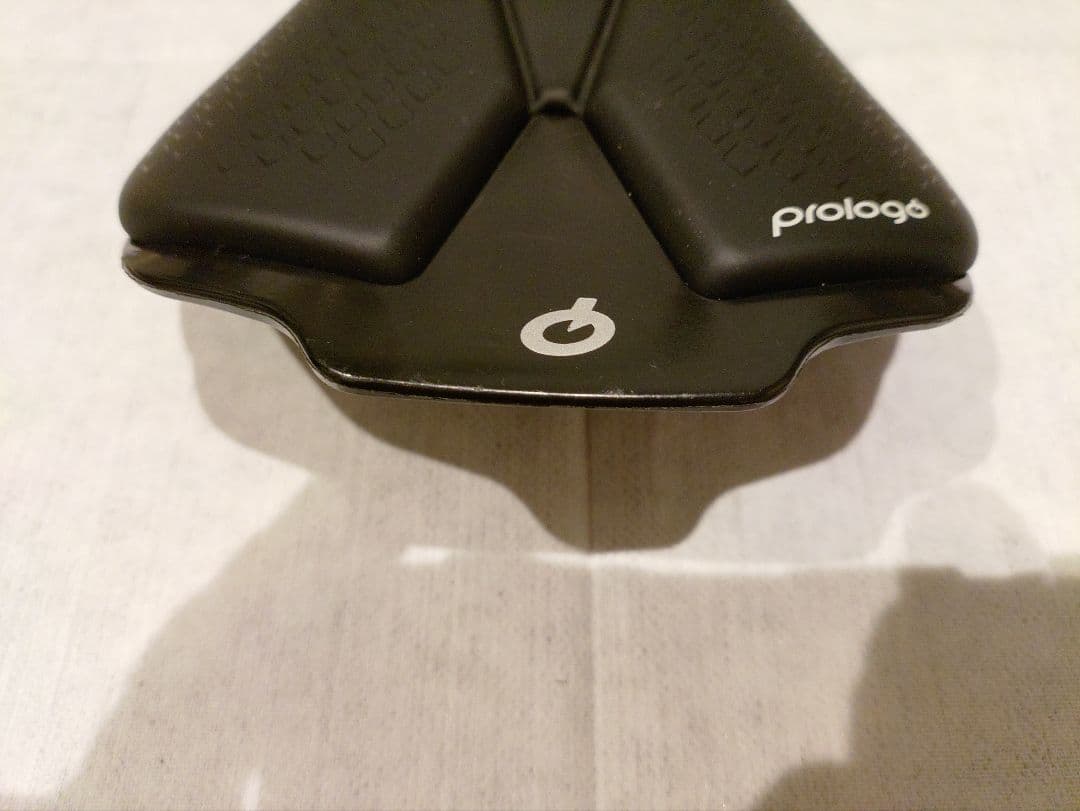 Prologo Scratch M5 サドル TiroXレール 中古 使用少なめ