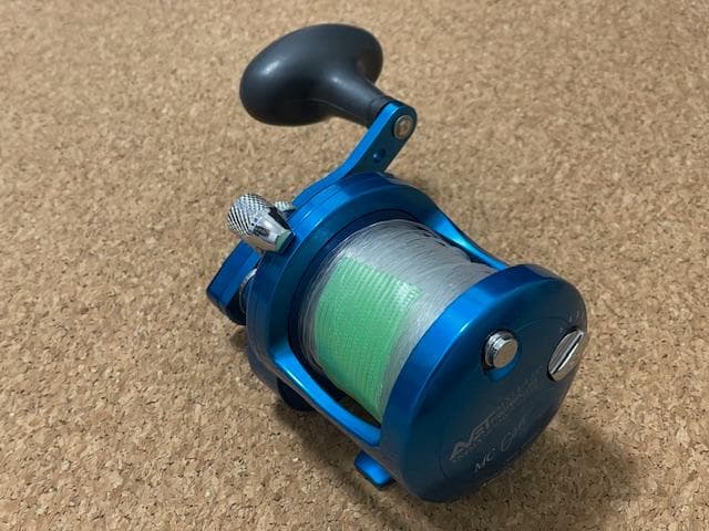 【中古品】 AVET MC-CAST MXL6/4 2スピード 右ハンドル