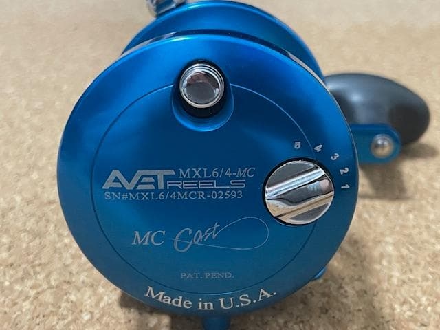 【中古品】 AVET MC-CAST MXL6/4 2スピード 右ハンドル