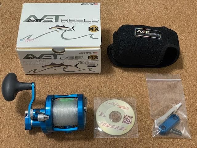 【中古品】 AVET MC-CAST MXL6/4 2スピード 右ハンドル