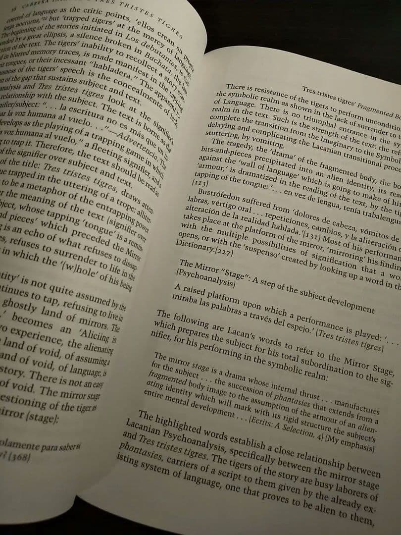 〈洋書〉トラのトリオのトラウマトロジー：記号表現が主題とテキストを捕らえる効果