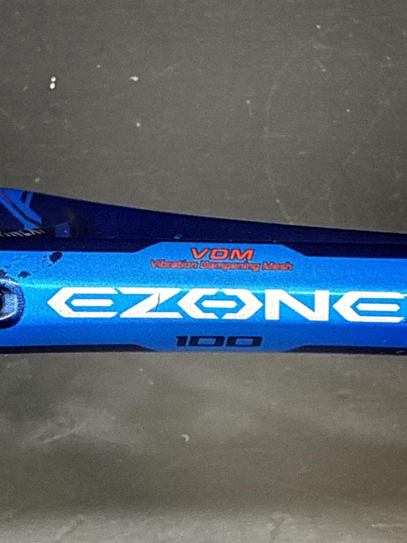 YONEX EZONE 100 ヨネックス　イーゾーン　硬式テニスラケット