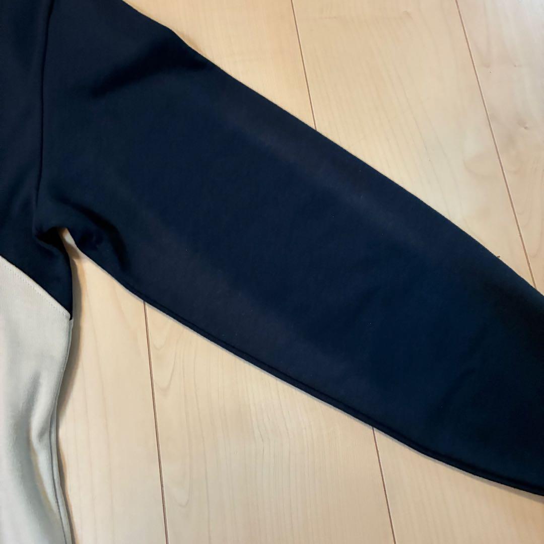 シアトル・マリナーズの長袖シャツ