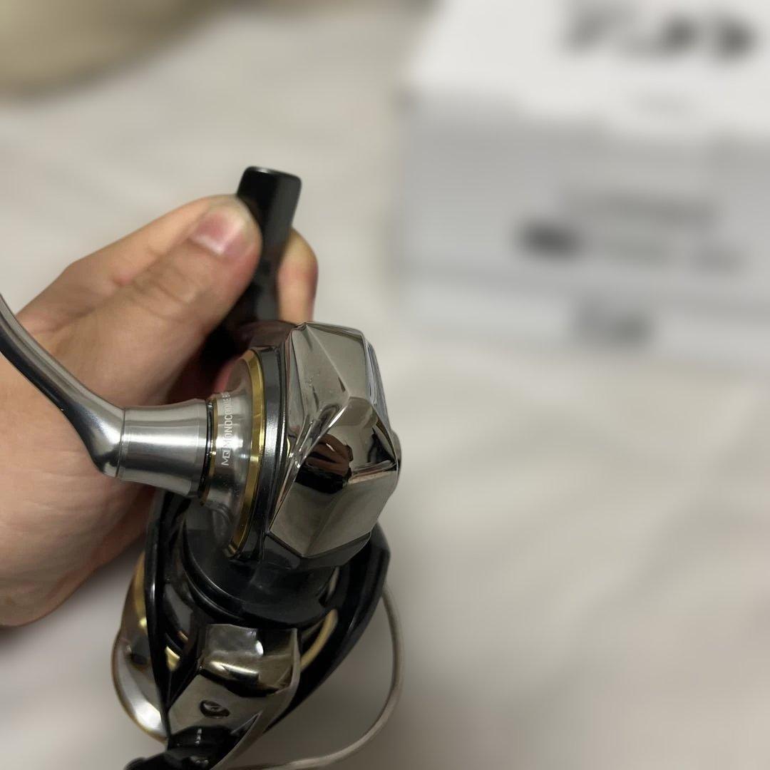 ダイワ　リール　ルビアス　LUVIAS LT2500-XH ノブ交換　美品