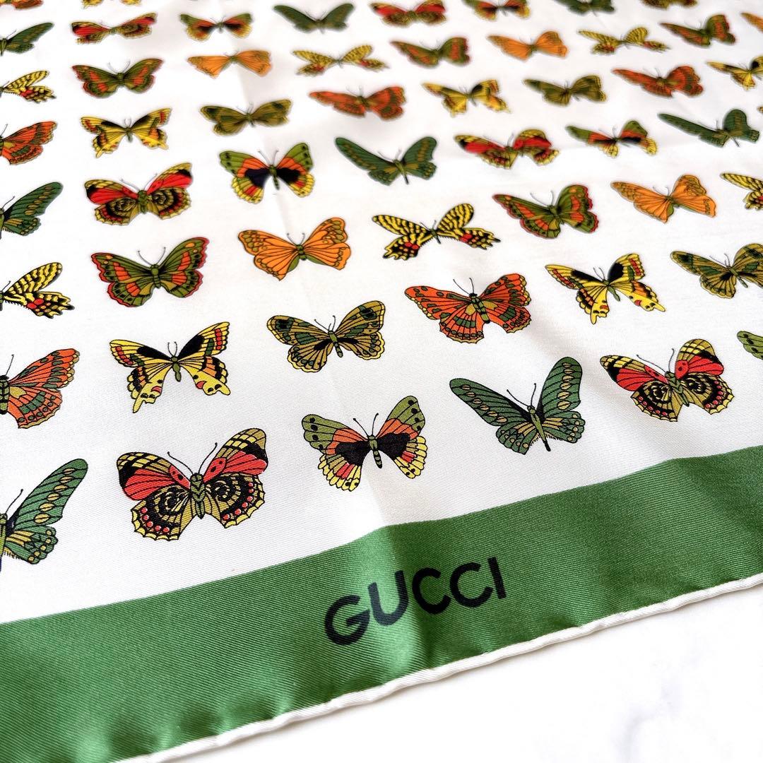 GUCCI ヴィンテージ スカーフ 蝶々 バタフライ 総柄 65cm 春