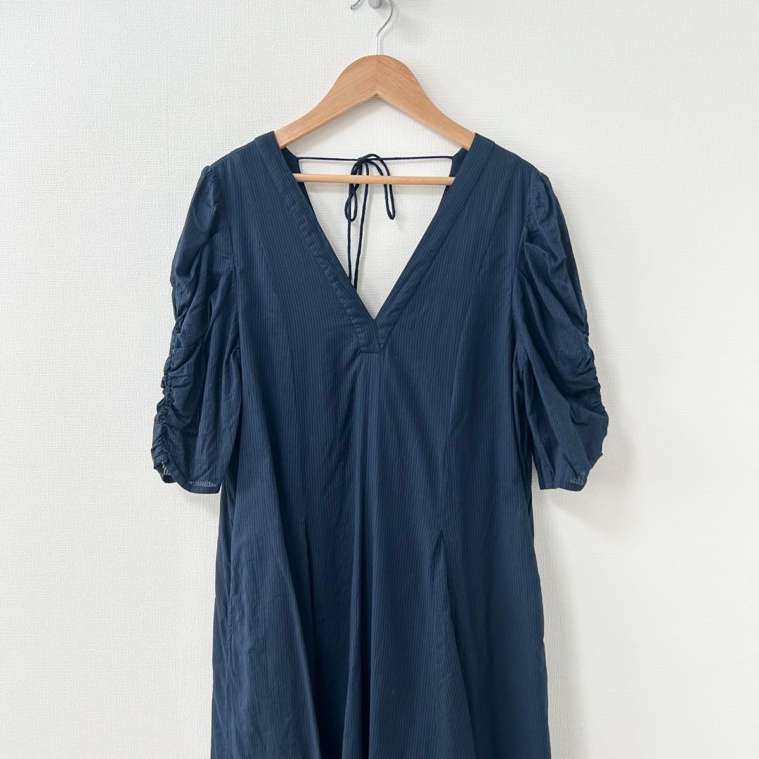 BEAMS別注✨ヌキテパ　ドビー プレーン Vネックドレス ワンピース　ネイビー
