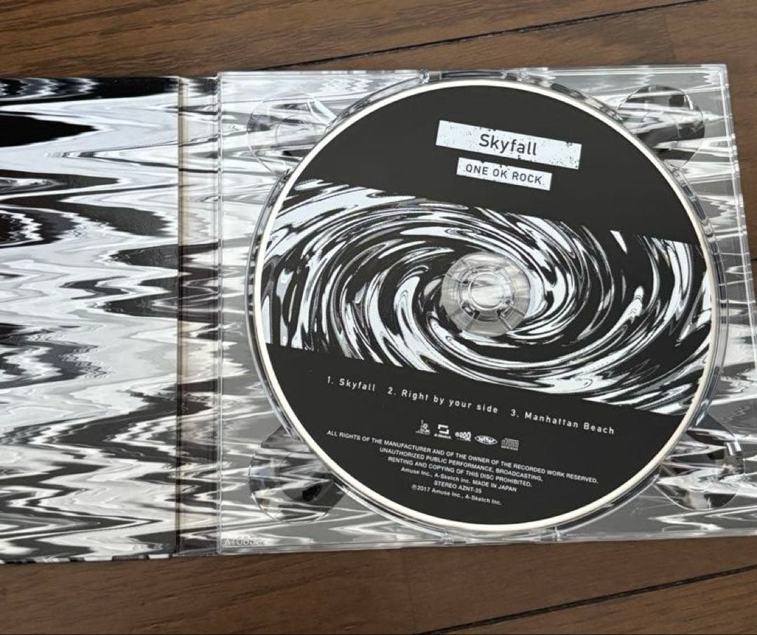邦楽 ONE OK ROCK CD Skyfall