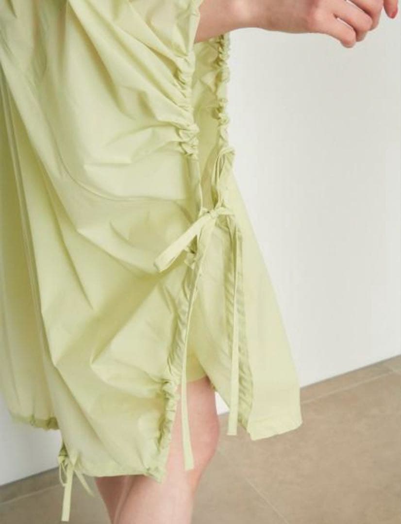 美品★emmi atelier/ エミアトリエ 撥水ポンチョコート【ブラック】