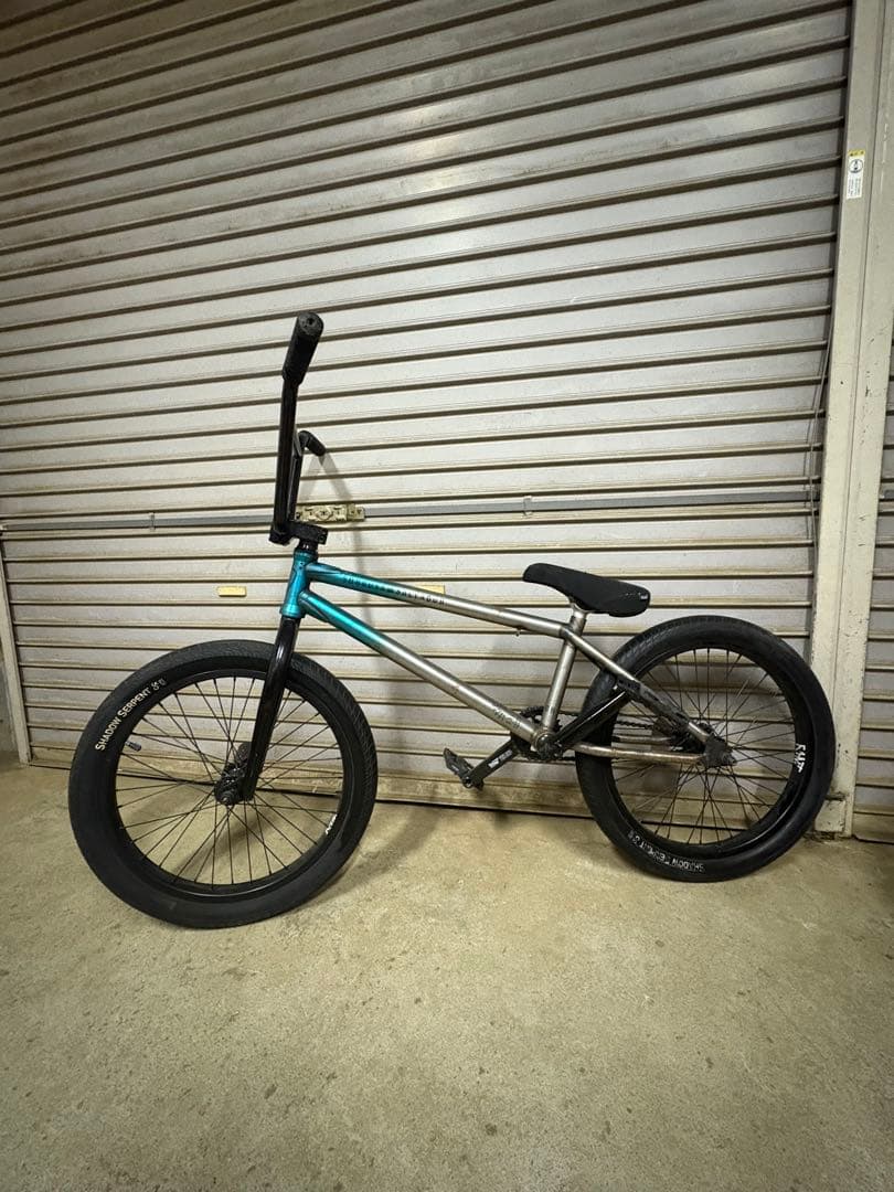 Subrosa Salvador Park 20インチ 2022年モデル
