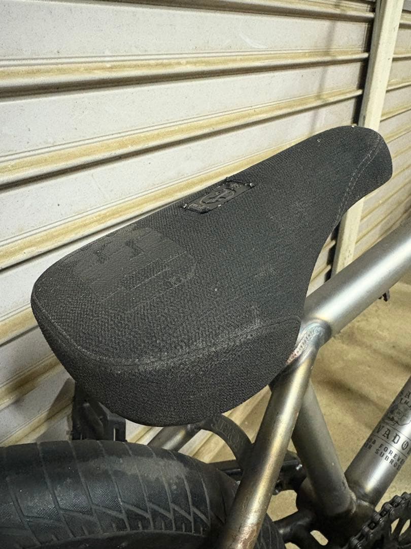 Subrosa Salvador Park 20インチ 2022年モデル