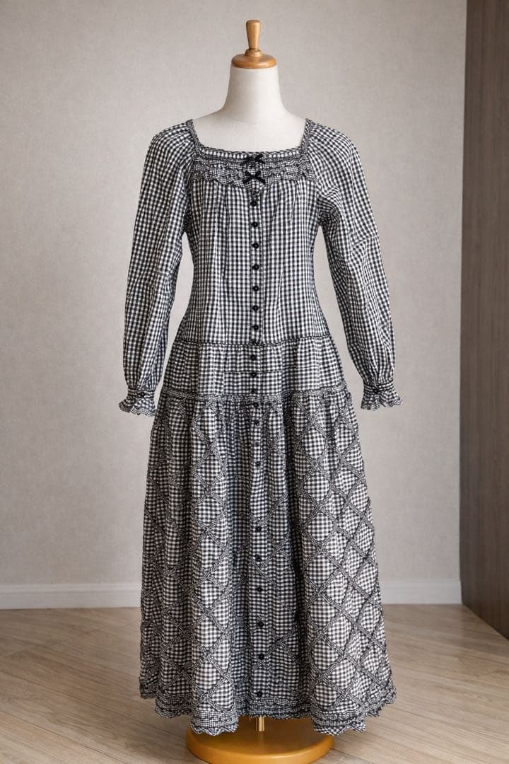 新品未使用　2025年製　PINK HOUSE ギンガムチェックミディワンピース