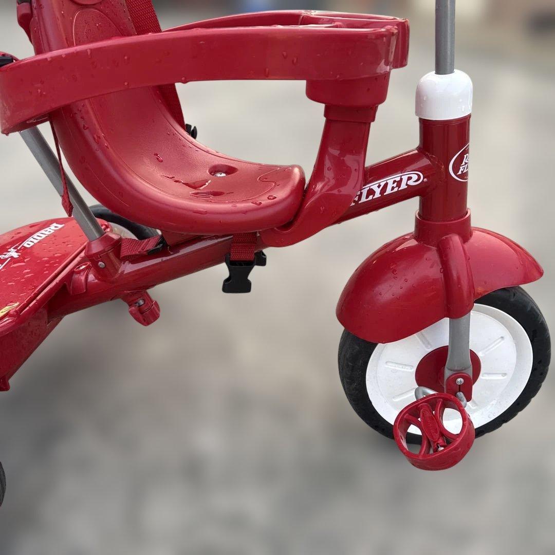 Radioflyer　ラジオフライヤー 4in1 三輪車 　スマートトライク