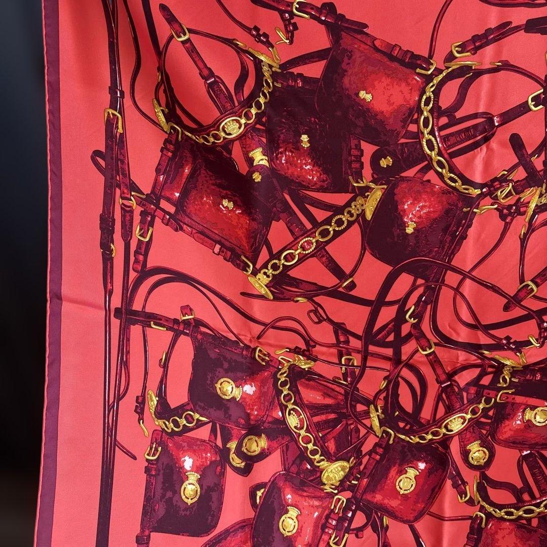 HERMÈS カレ　美品