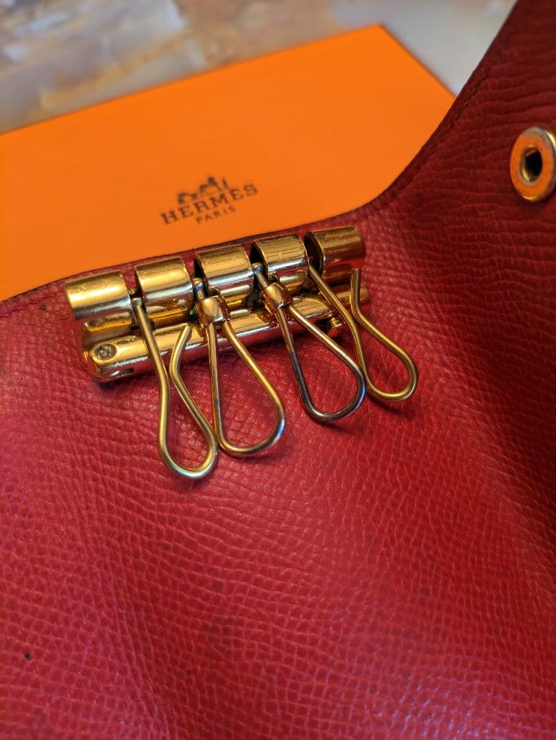 HERMES セリエキーケース　ゴールド金具　黒×赤　□L刻印　直営店購入