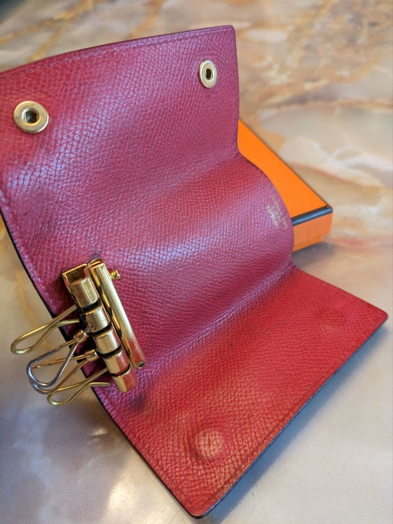 HERMES セリエキーケース　ゴールド金具　黒×赤　□L刻印　直営店購入